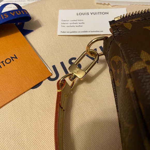 💯% Authentic LV Pochette Accessories - Picture 5 of 10